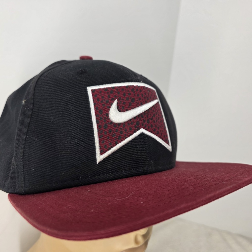 Vintage Nike Hat Cap Snap Back Black Red Swoosh Baseball World Class Athletes - Picture 3 of 14